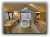 Kapama Karula - Luxury tented accommodation (bathroom)